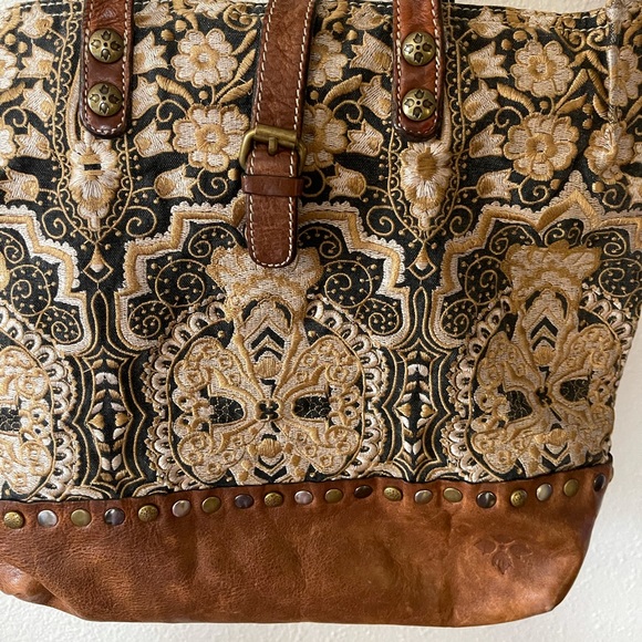 Patricia Nash Perugia Folklore tapestry and Leather Tote - Picture 2 of 10
